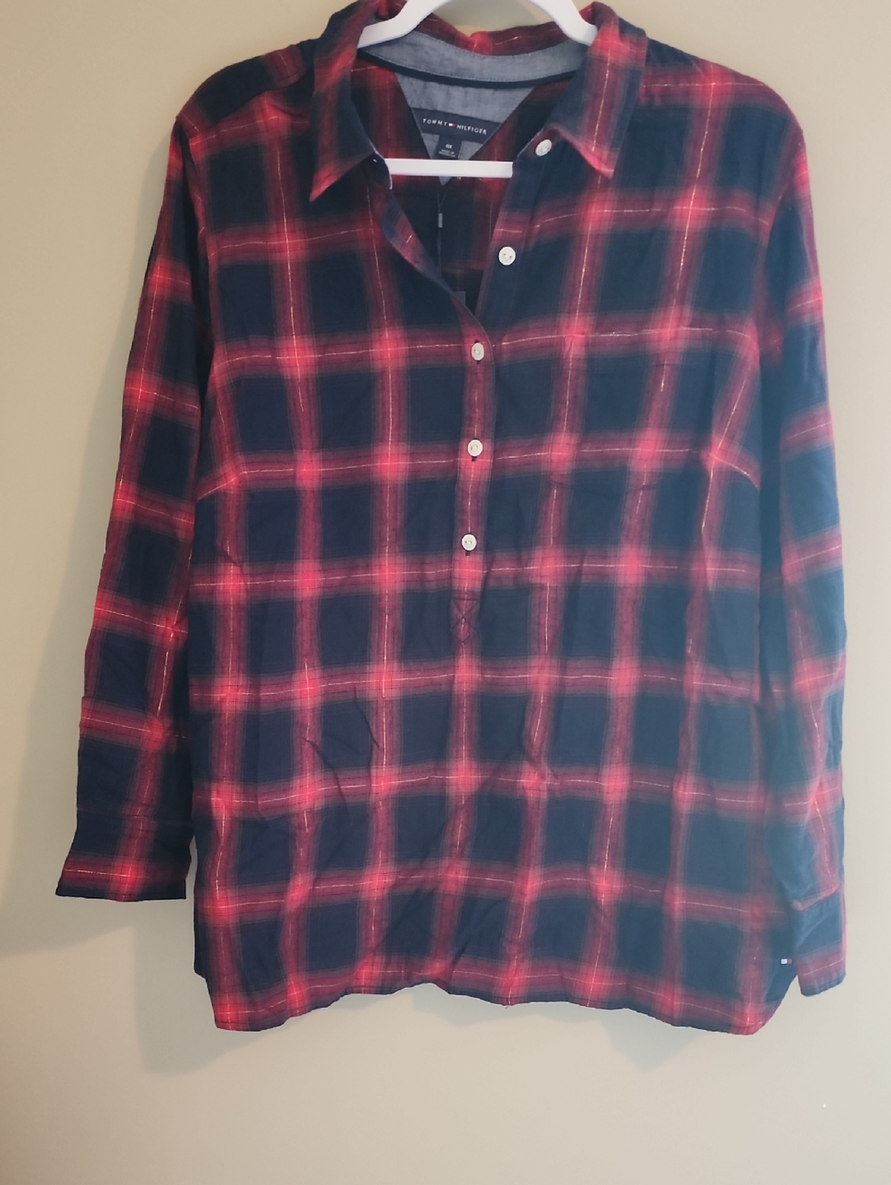 NWT Tommy Hilfiger Black and Red Plaid Button-Front Shirt